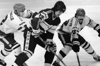 Urs Baertschi, au centre, avait porté à de nombreuses reprises le maillot suisse (archives). KEYSTONE/ARNO BALZARINI